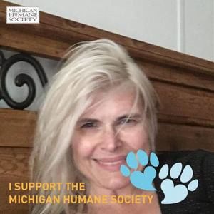 Meet your Posher, Carolyn